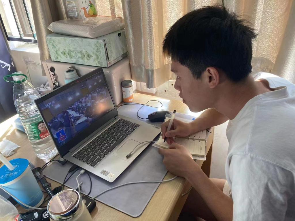 探球体育超级联赛图片