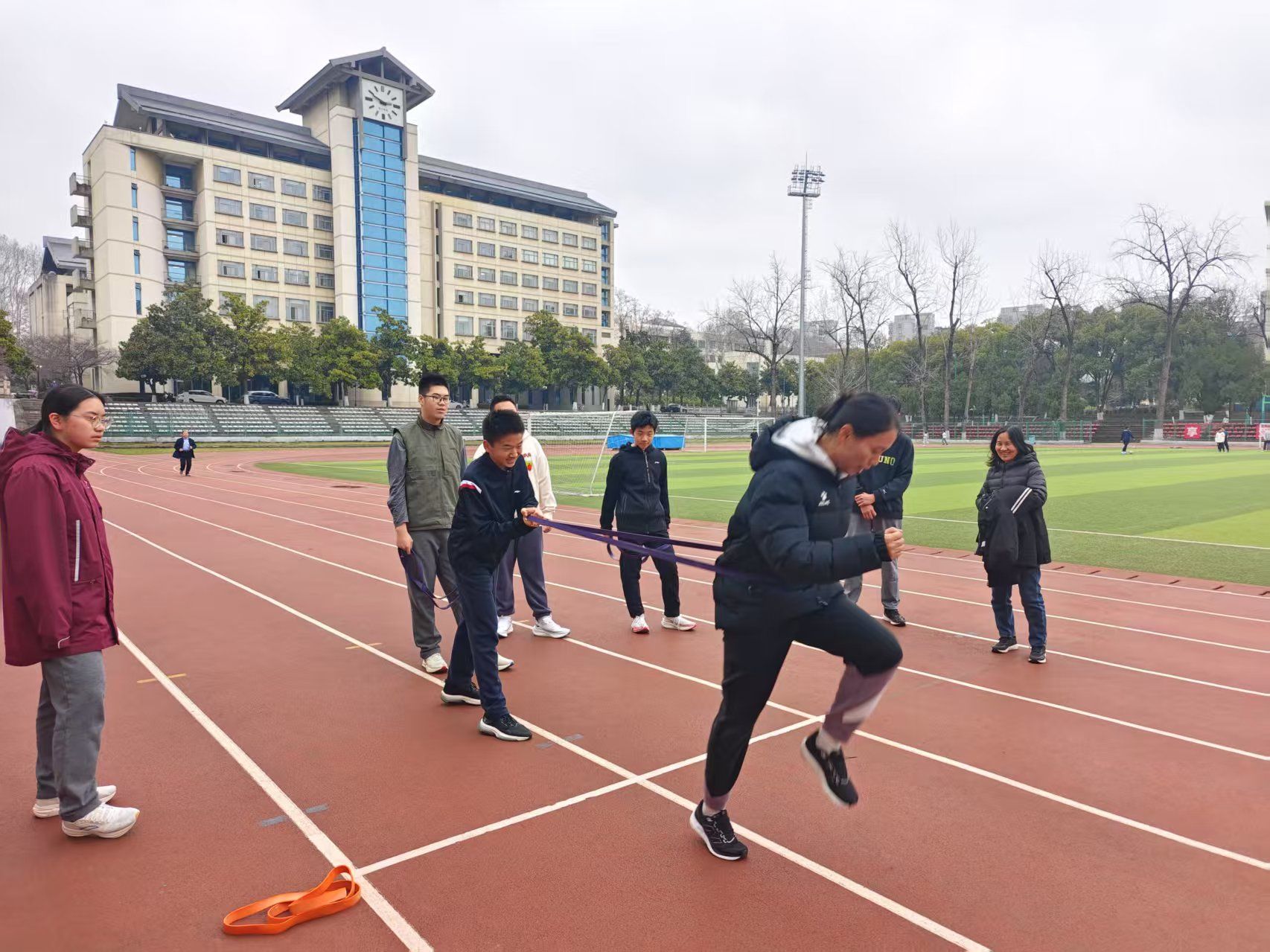 探球体育官方线路