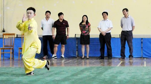 探球体育官方指定端图片