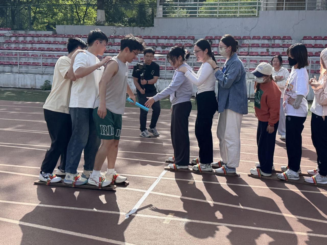 探球体育欧冠直播